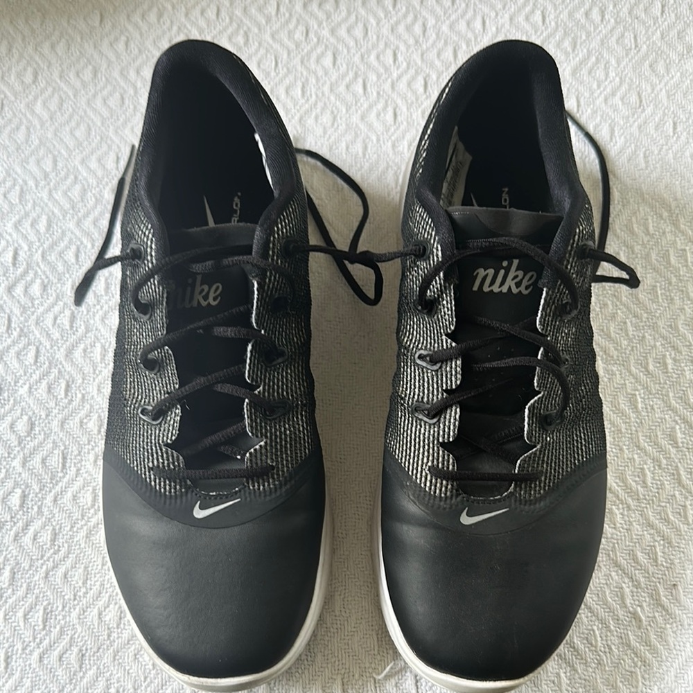 Nike Men’s Black Athletic Golf Shoes